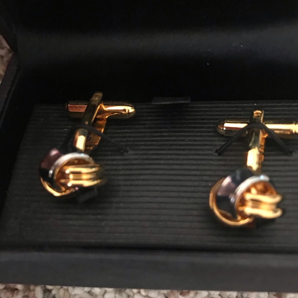 Golden cuff links